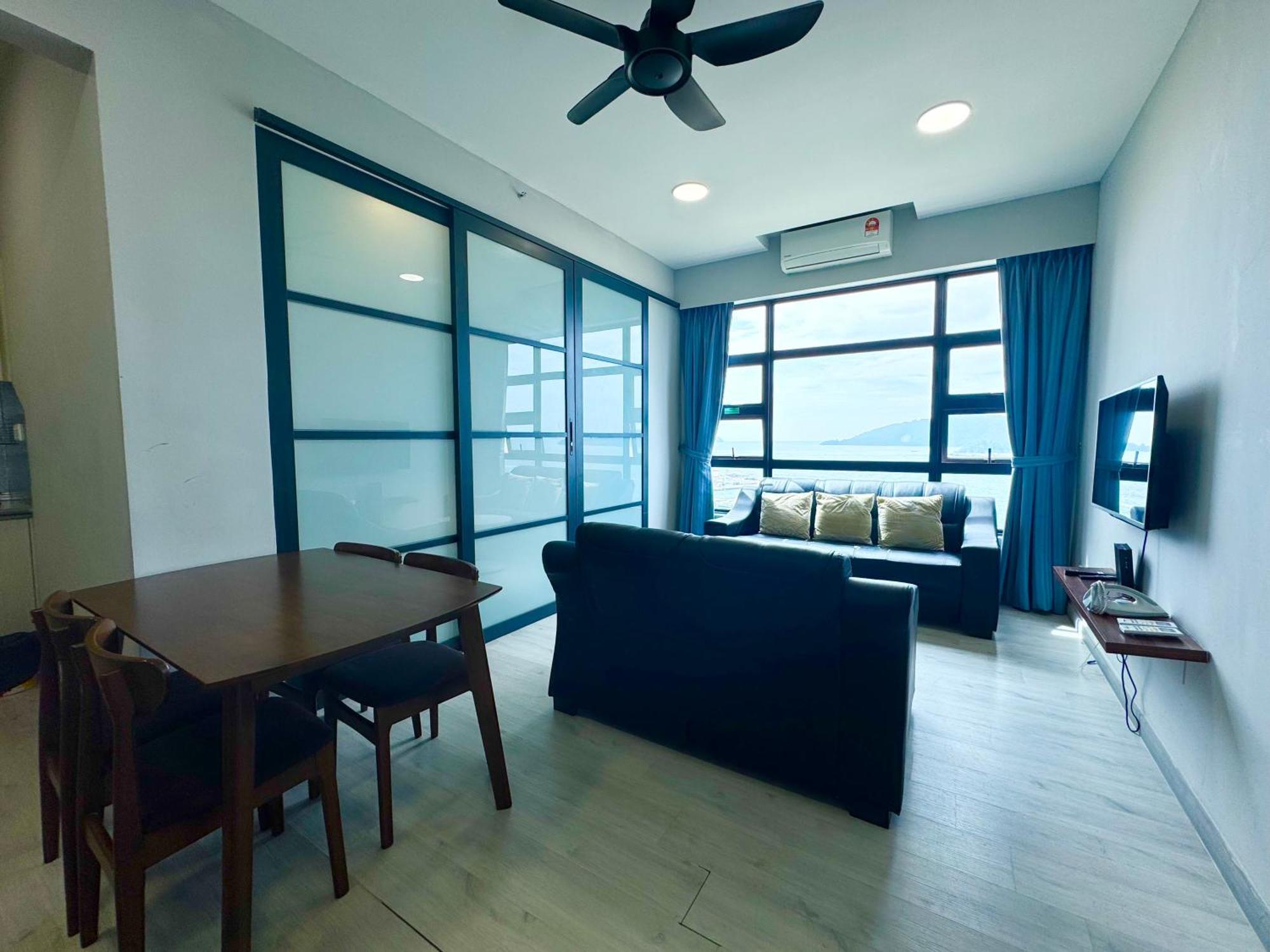 קוטה קינבלו Sunset Seaview Vacation Condos @ Jesselton Quay מראה חיצוני תמונה